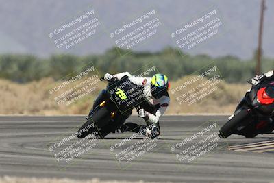 media/Oct-13-2025-Moto Forza (Mon) [[a66d839500]]/2-A Group/Session 3 (Turn 16)/